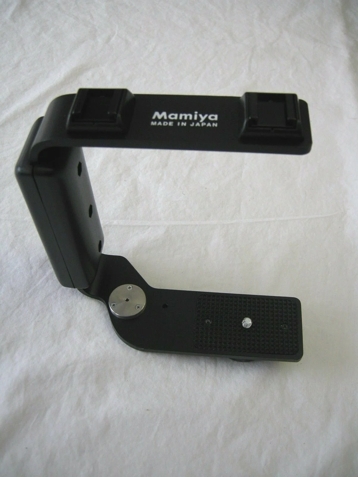 "BRAND NEW" Mamiya Strobe Bracket for Dual Strobes for Canon, Nikon, S – Camera Exchange