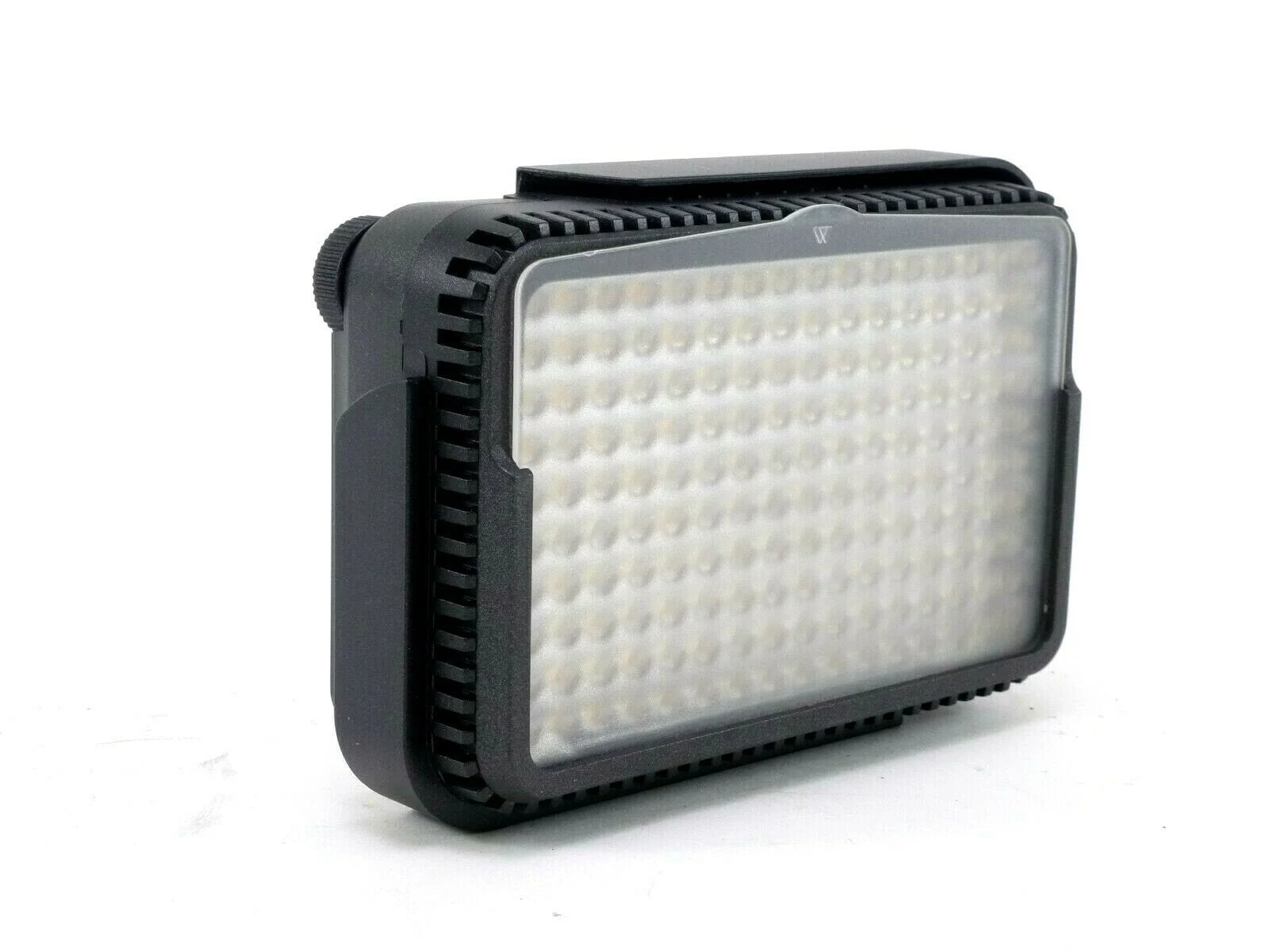 Nanguang/Nanlite CN-LUX1600C, On Camera Bi-Color LED Light (3200K-5600 – Camera Exchange
